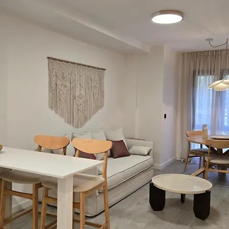 Zambra Arthouse By Del Parque Flats Malaga