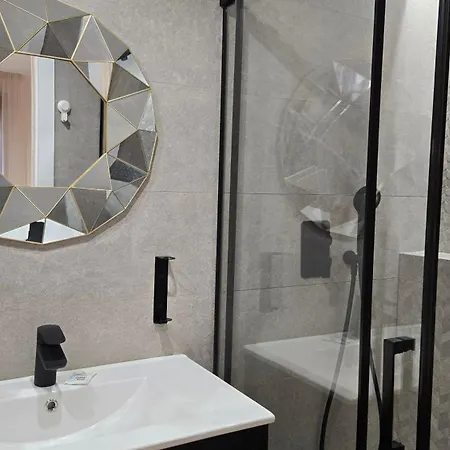 Zambra Arthouse By Del Parque Flats