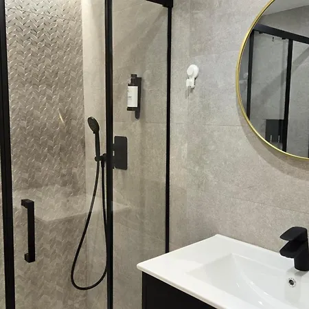 Zambra Arthouse By Del Parque Flats *